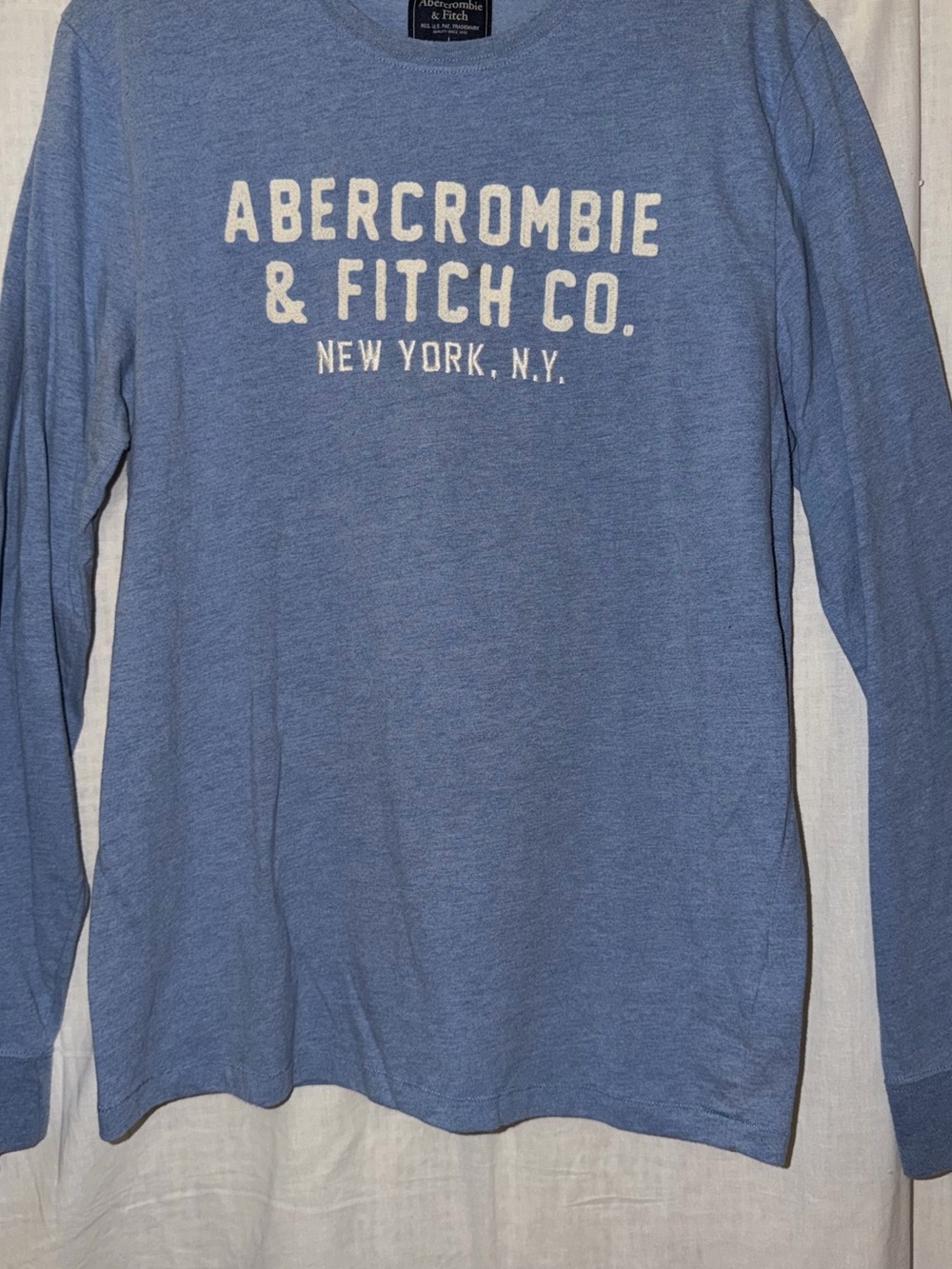 Abercrombie & Fitch Men’s Long Sleeve Crew in Heather Blue with White Logo